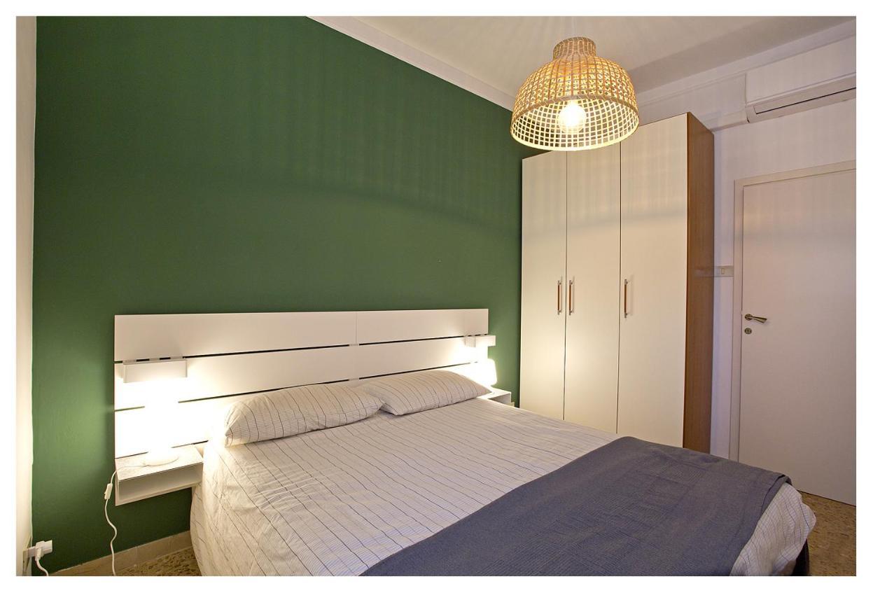 Casa Gorgone, Seafront Flat! Lejlighed Viareggio Eksteriør billede