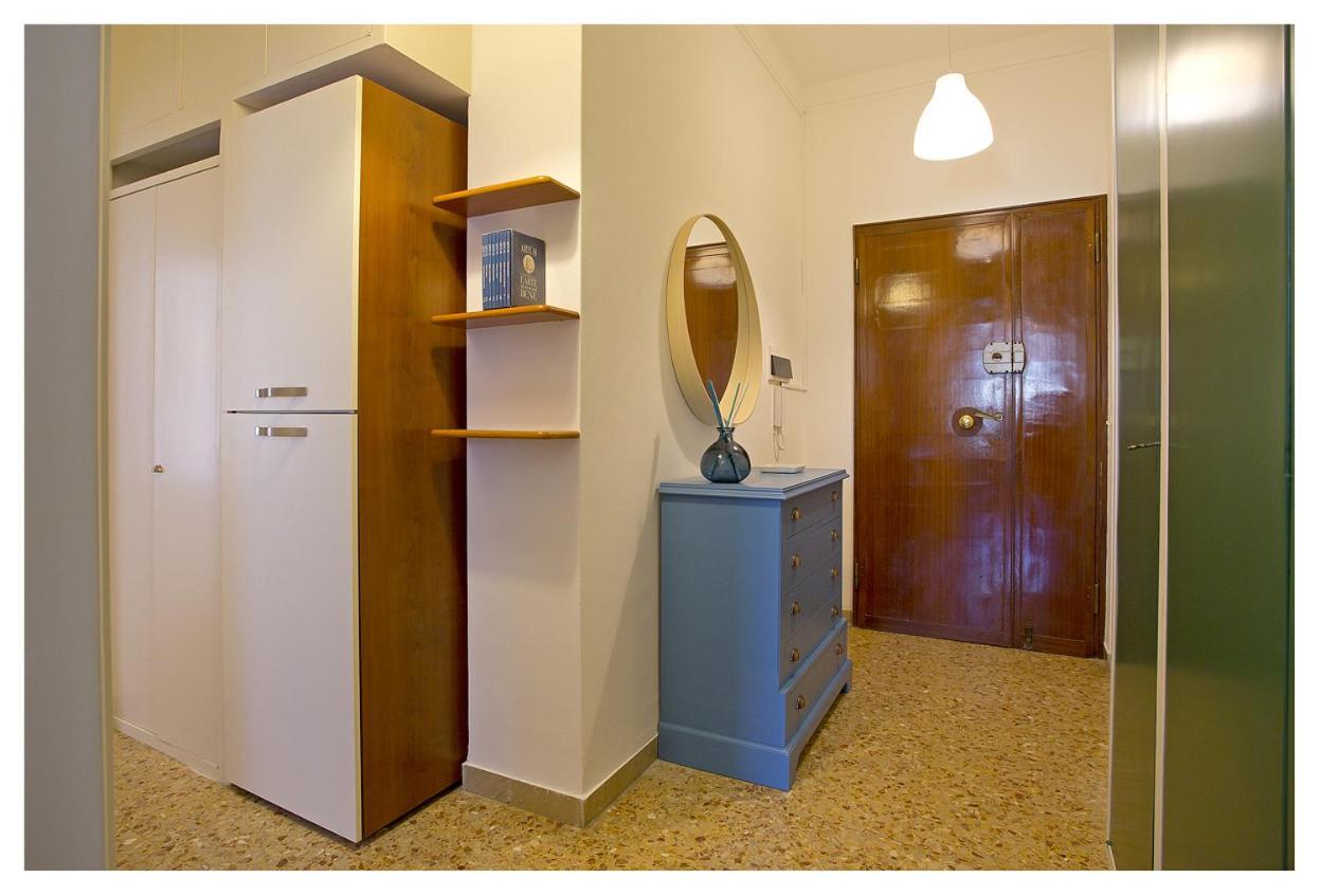 Casa Gorgone, Seafront Flat! Lejlighed Viareggio Eksteriør billede