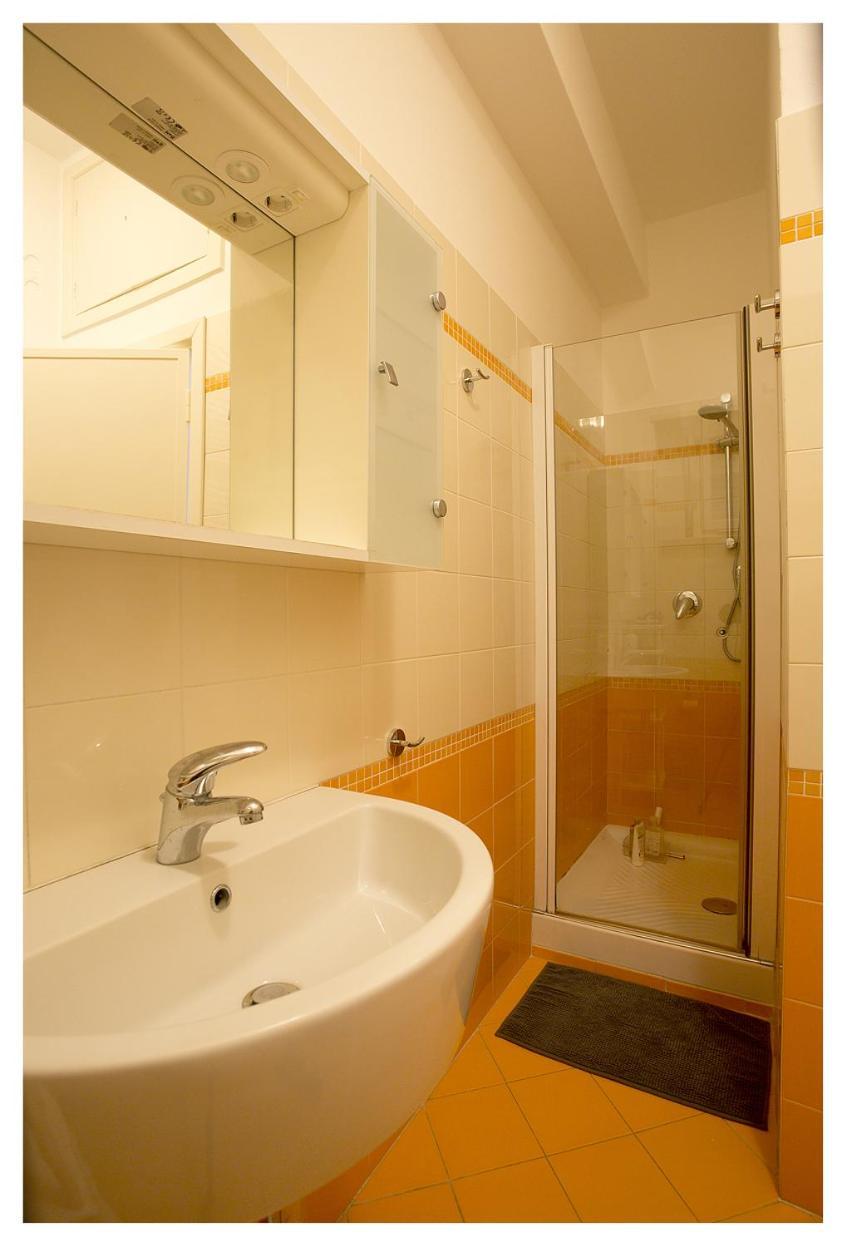 Casa Gorgone, Seafront Flat! Lejlighed Viareggio Eksteriør billede