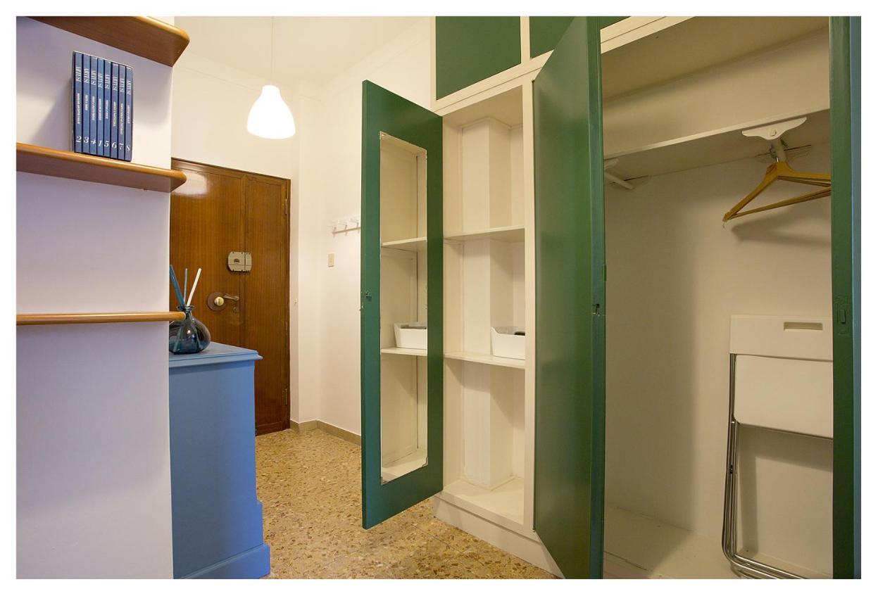 Casa Gorgone, Seafront Flat! Lejlighed Viareggio Eksteriør billede